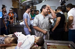 Israel tiếp tục không kích Dải Gaza